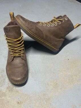 Dr. Martens Tobias Brown Leather Boots Size US 9 L / US 8 M